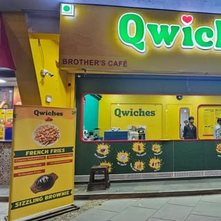 Qwiches brother's cafe