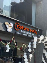 Naturevelly Cafe logo