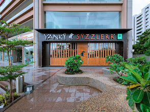 Yanki Sizzlerr logo