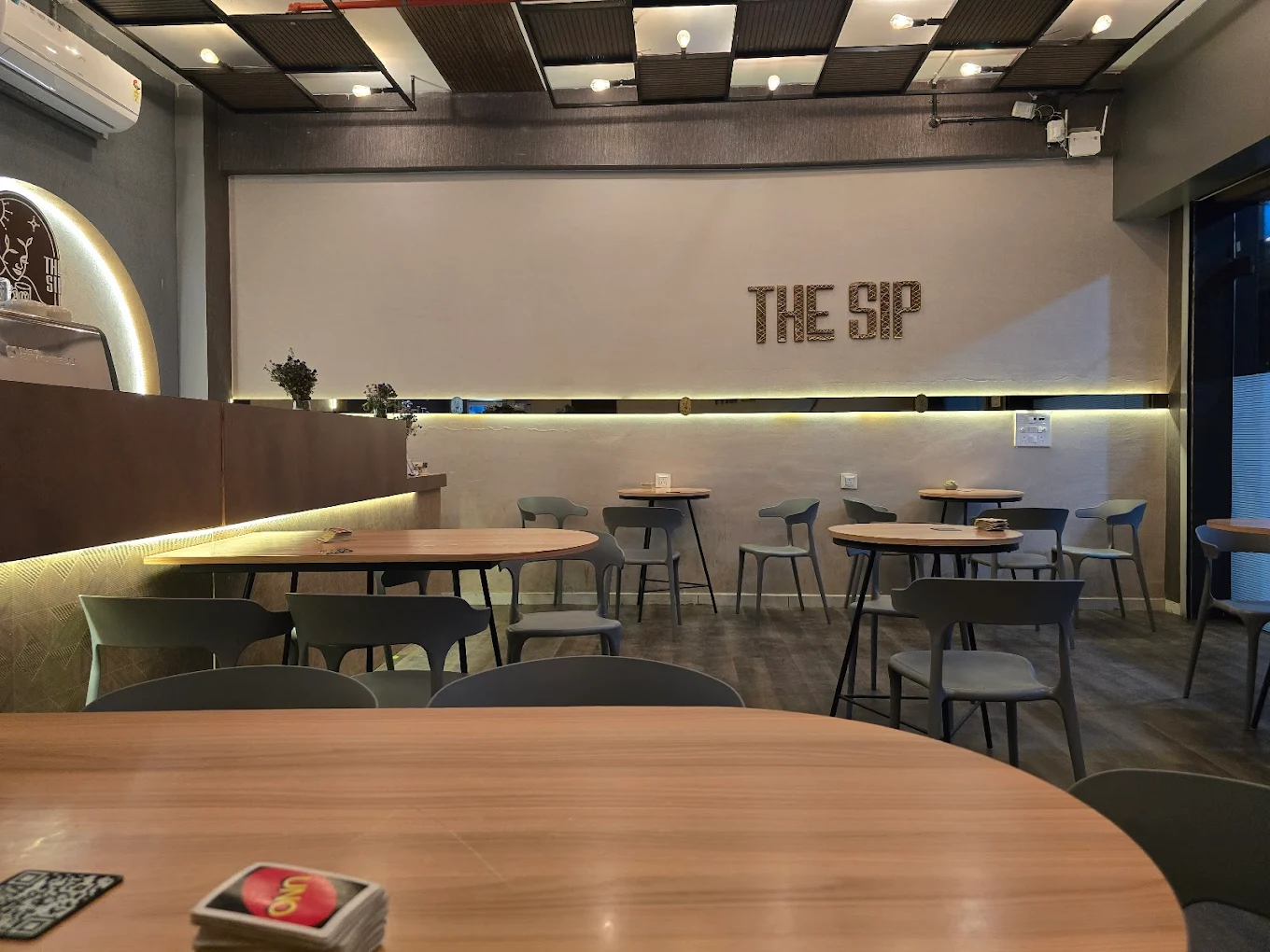 The Sip cafe logo