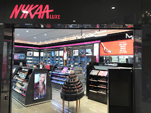 Nykaa Luxe logo