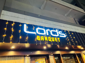 LORDS BANQUET RESTAURANT logo
