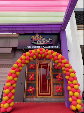 Wok & Crust logo