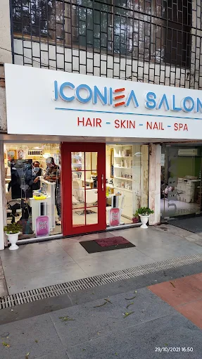 Iconiea Salon logo