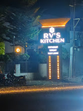 RV's Kitchen logo